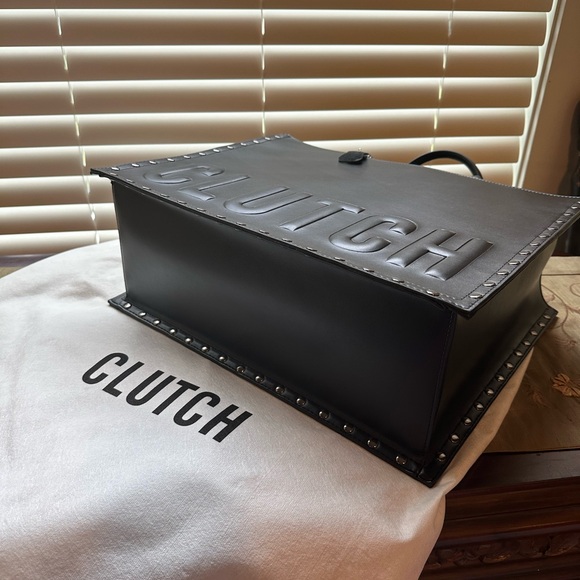 CLUTCH SIGNATURE EMBOSSED TOTE (SOLD OUT) - Picture 2 of 8